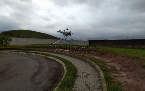 Terreno Com 1.045m² - Residencial Mantiqueira