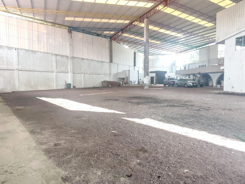 Inmueble En Venta De 1,532m2 Muy Cerca De Zona Esmeralda Y La Salle
