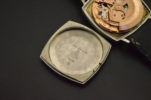 Omega Square Case Automatic - 100% Original - Um Charme