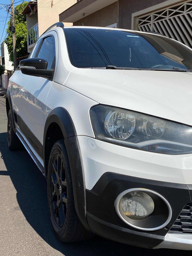 Volkswagen Saveiro 1.6 Cross Cab. Estendida Total Flex 2p