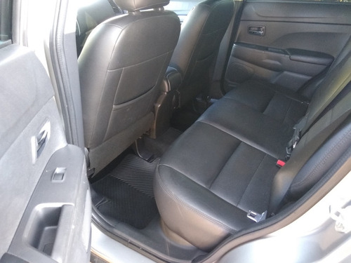 Imagem 10 de 15 de Mitsubishi Asx 2.0 2wd Cvt Automático Gasolina 2016