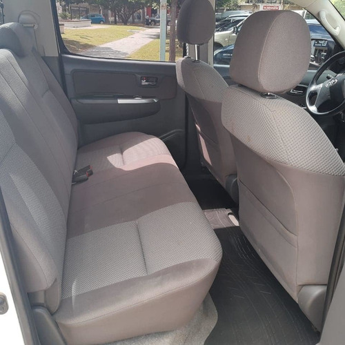 Toyota Hilux 3.0 Cd Srv 171cv 4x2 2014