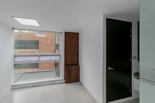 Oficina En Venta En Chico Reservado. Cod V1021332