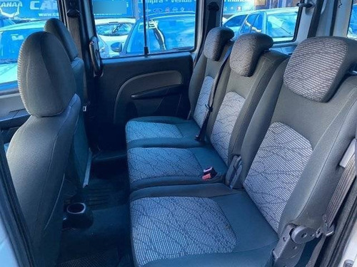 Imagem 6 de 12 de Doblo 1.8 Mpi Essence 7l 16v Flex 4p Manual