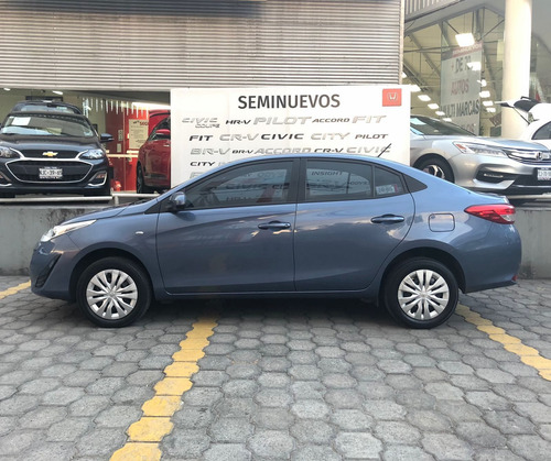 Imagen 8 de 15 de Toyota Yaris 2019 1.5 Core Sedan Mt