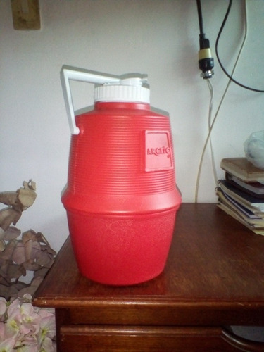 Termo Cooler Para Agua, Café, Jugos. Artic Color Rojo .