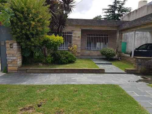 Imagen 1 de 14 de Casa En Venta En Ituzaingo Sur
