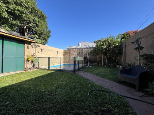 Ph 3 Amb Con Parque, Pileta, Garage Y Parrilla