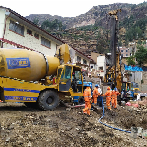 Imagen 4 de 5 de Alquiler Carmix Autohormigoneras Mixer