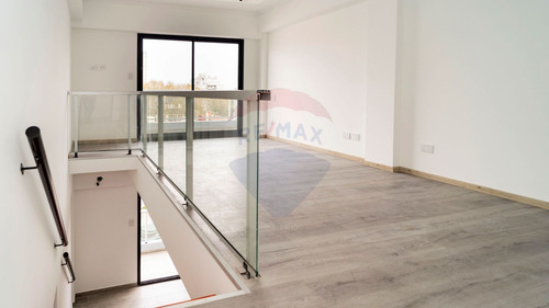 Imagen 2 de 27 de Dpto 2 Amb En Duplex A Estrenar Villa Luro