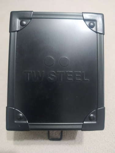 Relógio Tw Steel Quadrado Ce3003.