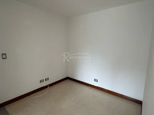 Apartamento En Arriendo En Cumbres. Cod A776085