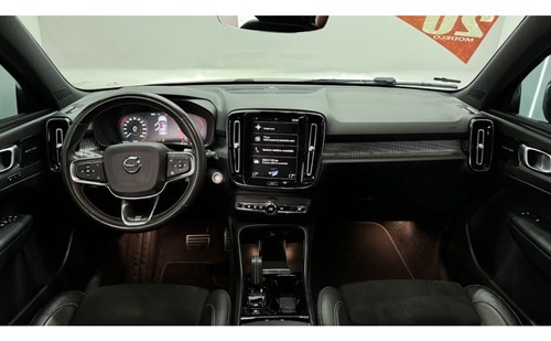 Volvo XC40 1.5 T5 RECHARGE R-DESIGN GEARTRONIC