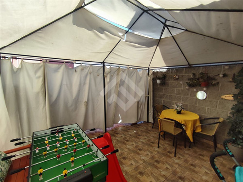 Casa En Venta De 3 Dorm. En Puente Alto