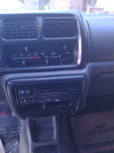 Imagen 9 de 13 de Suzuki Jimny Jlx 4x4