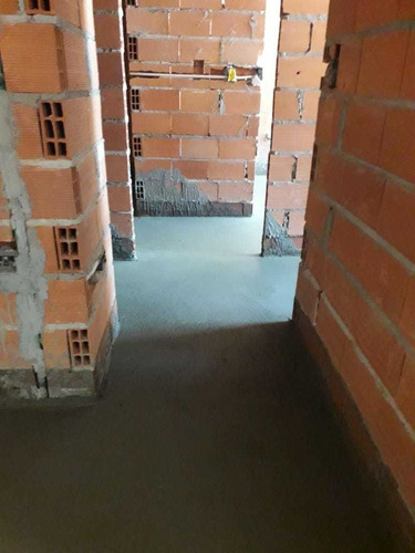 Imagen 3 de 5 de Contrapisos Y Carpetas $700 M2