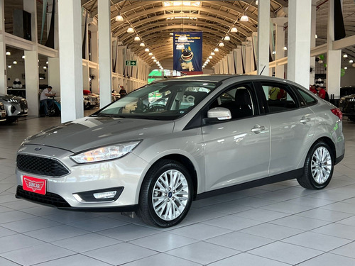 Ford Focus 2.0 SE FASTBACK 16V FLEX 4P POWERSHIFT