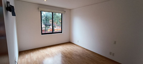 Imagen 7 de 19 de Renta Departamento De Doble Altura Con Family Room En Cuajim