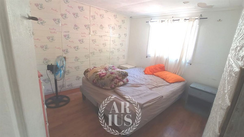 Casa En Venta De 3 Dorm 1 Baño En Estación Central