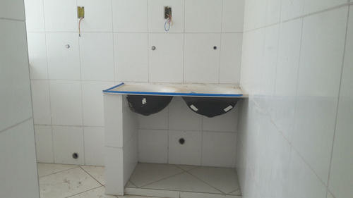 Imagem 6 de 14 de Casa 03 Quartos Bairro Jardim Vitoria