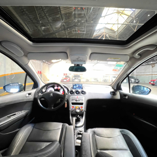 Imagen 16 de 24 de Peugeot 408 2015 2.0 Allure Nav 143cv