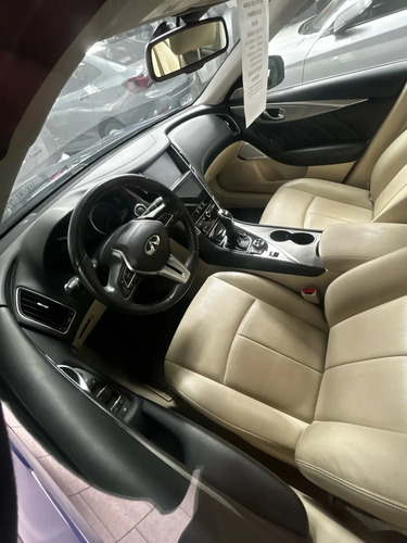 Infiniti Q50 2.0 Turbo Mt 4x4 2019