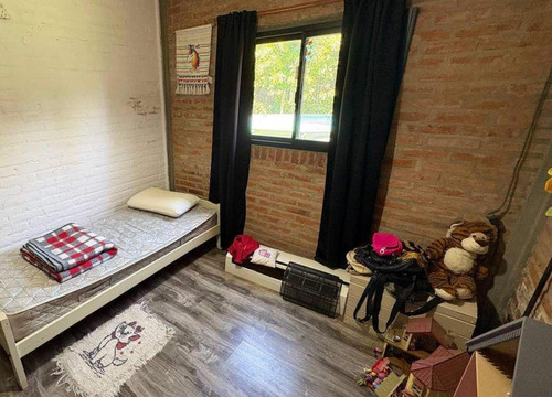 Casa En Venta - 4 Dormitorios 1 Baño - La Reja