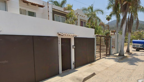 Propiedad De Oportunidad!! Excelente Casa En Orca, Los Delfines, Puerto Vallarta!!!