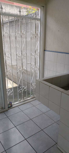 Imagen 5 de 13 de Vendo Casa De 2 Niveles En Residenciales El Prado