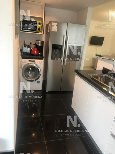 Departamento A Metros Del Mar, Punta Del Este- Ref: 2903