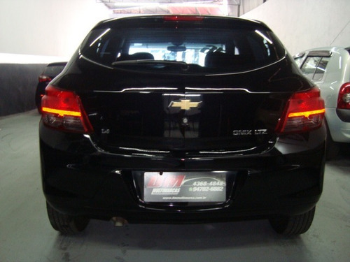 Chevrolet Onix Ltz 1.4 Flex 5p 2016