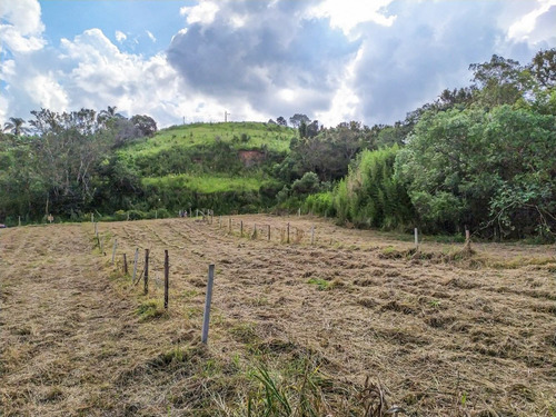 Imagem 12 de 14 de Atibaia 800 M² Escriturado Ac/ Veículos | Lp0055