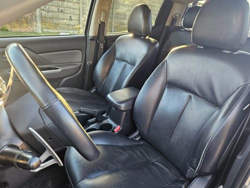 Mitsubishi L200 2.5 Cd 4wd High-power Di-d At5 Cuero