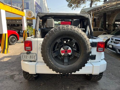 Jeep Wrangler 3.7 Unlimited Sahara 3.6 4x4 At