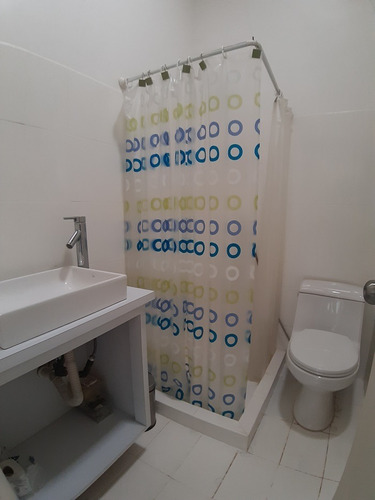 Imagen 9 de 12 de Hermoso Town House En Lomas De Margarita