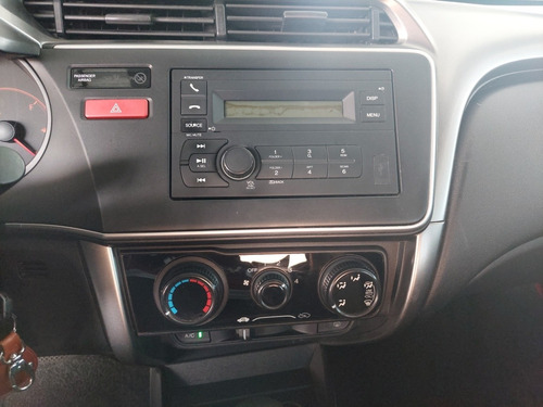 Imagem 14 de 15 de Honda City 2015 1.5 Lx Flex Aut. 4p