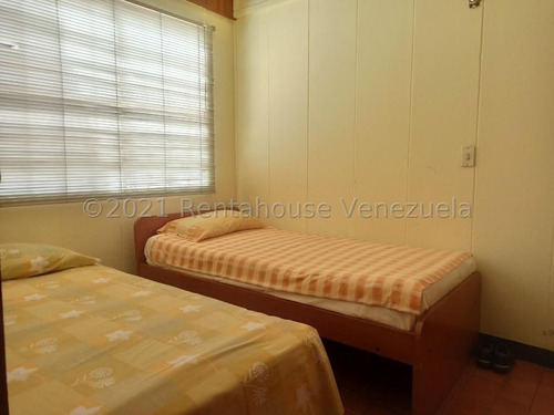 Imagen 7 de 25 de Casa En Venta La Trinidad Jesús Enrique Díaz 22-12473 Caracas Baruta