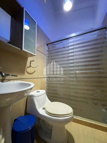 Imagen 8 de 24 de Moderno Town House En Res. Doral Park, Mañongo (lemth-167)