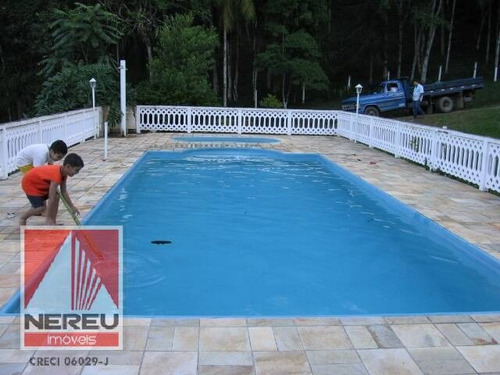 Imagem 2 de 15 de Chácara Com Piscina - 23