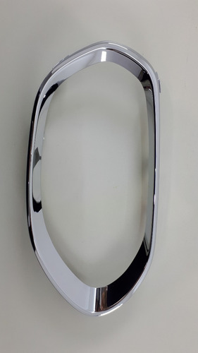 Moldura Faro Auxiliar Izq Fiat Toro 16/19