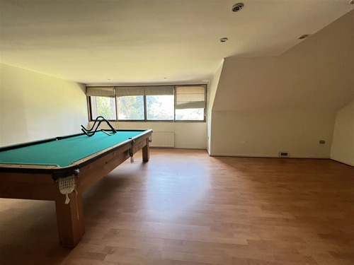 Venta Casa Con Terreno Grande A Pasos Portal