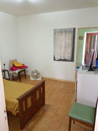 Imagen 4 de 11 de Casa De 3 Ambientes Con Dependencia De Servicio En Venta En Mar Del Plata