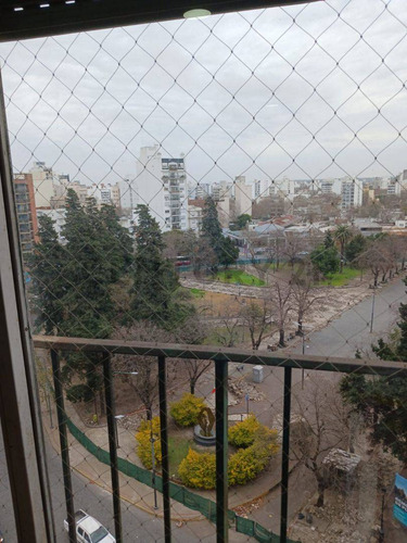 Venta De Departamento 3 Ambientes En La Plata.