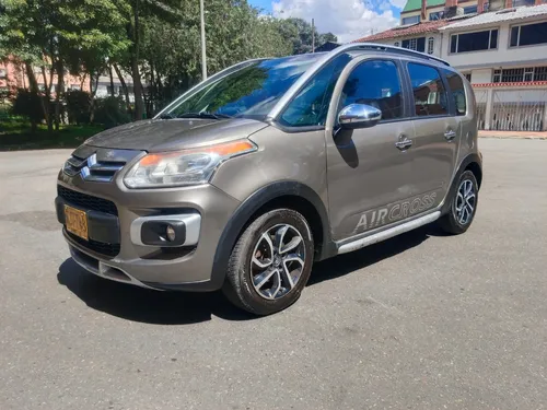 Citroën C3 Aircross 1600CC MT AA