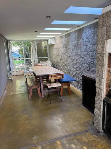 Casa 4 Ambientes En Venta En Parque Leloir