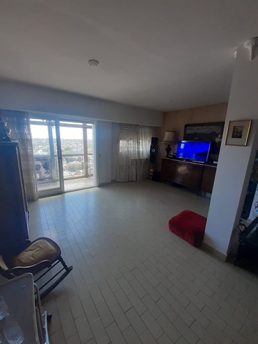 Imagen 13 de 20 de Departamento 4 Ambientes En Venta En Quilmes Centro