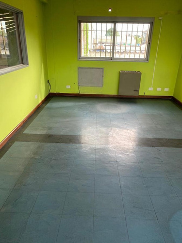 Imagen 5 de 10 de Galpones, Playa Y Oficinas En Venta - San Miguel