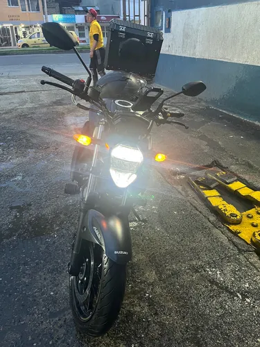 Suzuki Gixxer 250 Mod 2025. Único Dueño Nunca Estrellada