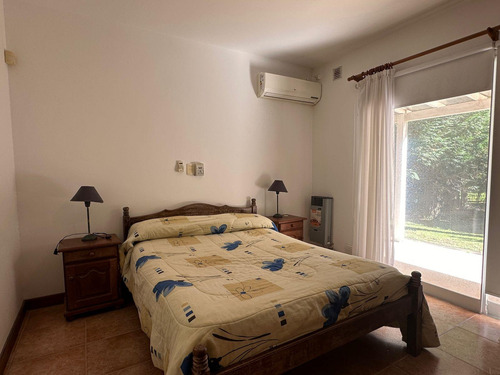 Casa En Venta 4 Dormitorios En Pinamar Norte, Oportunidad, Bosque