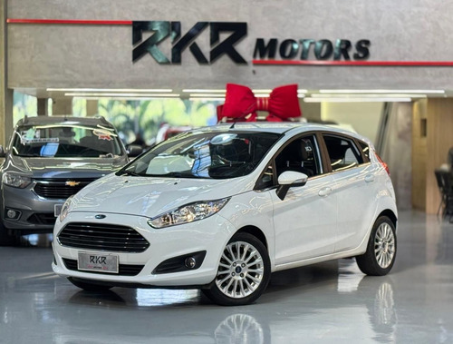 Ford Fiesta 1.6 TITANIUM HATCH 16V
